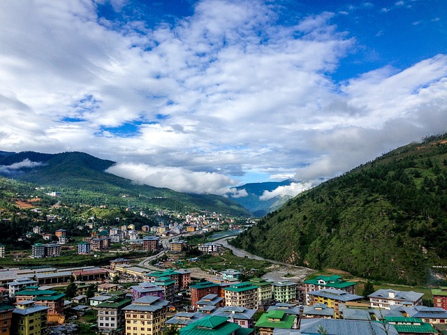 ~/prodimg/bhutan-2211514_640.jpg